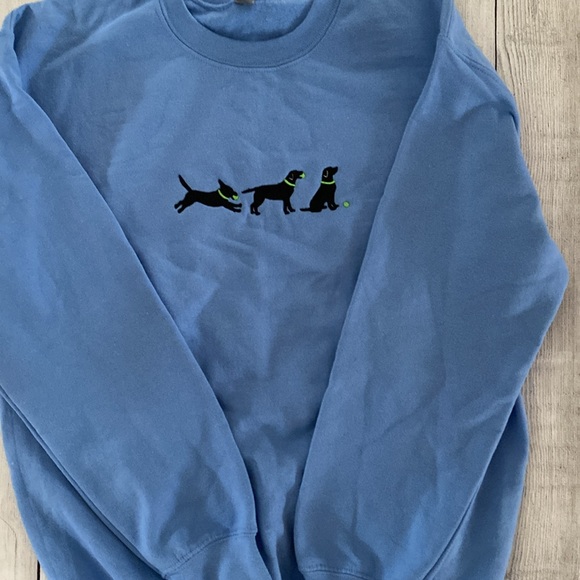 Black lab with ball Embroidered Sweatshirt - Picture 2 of 3
